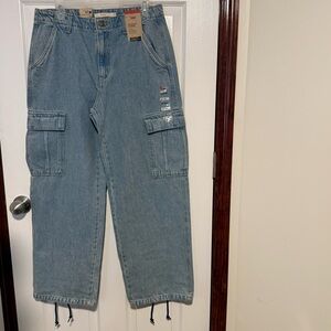 Levi’s 94 Baggy Cargo Pants Light Wash Size 29 NWT